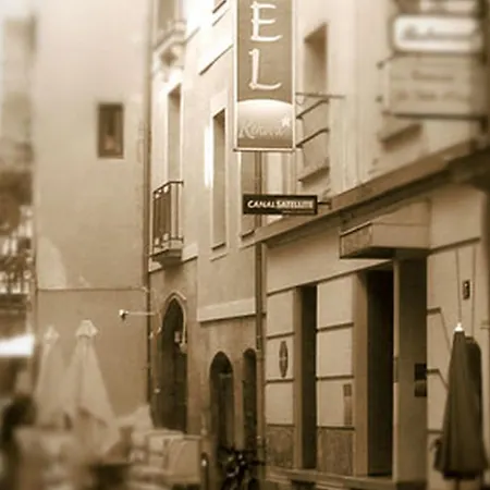 Hotel Renova 2*