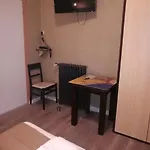 Renova Hotel 2*